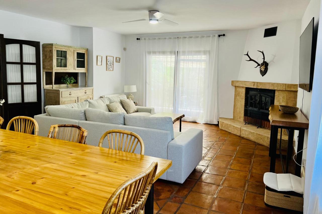 Villa ALJARAL, Espectacular,piscina,chimenea, climatización, wifi Córdoba Exterior foto